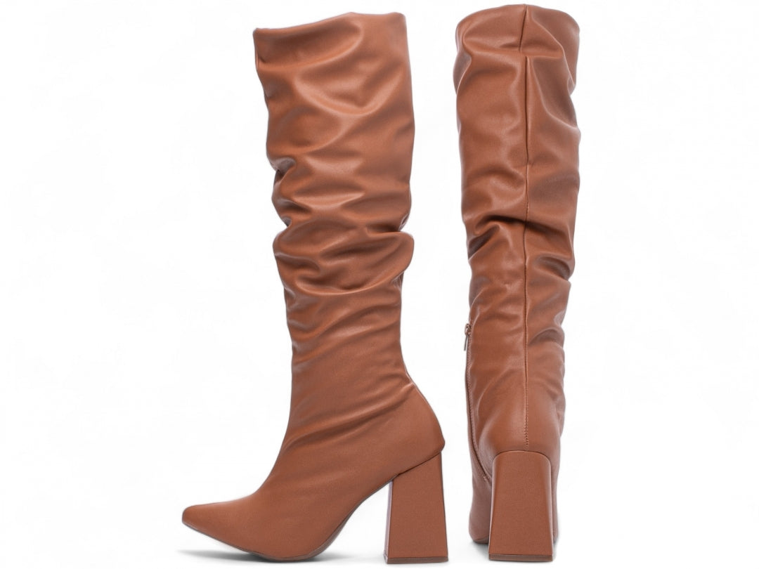 Bota Feminina Franzida Marrom