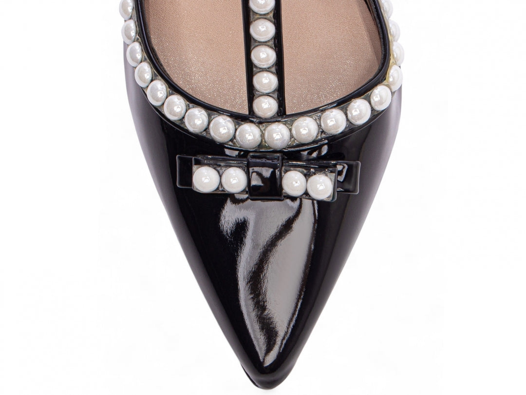 Scarpin Verniz Preto com Pérola